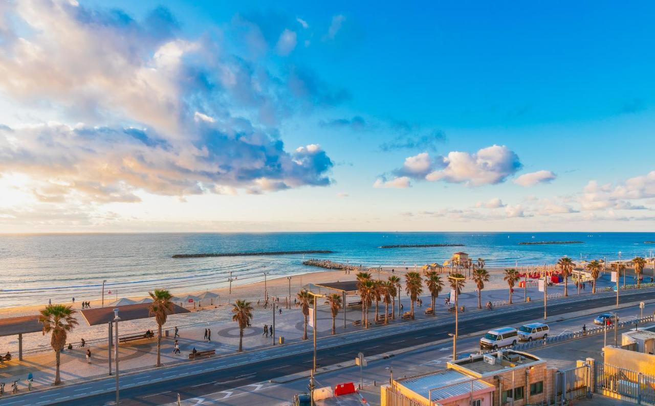 4 Bedroom Apartment On The Beach Tel Aviv Exterior foto